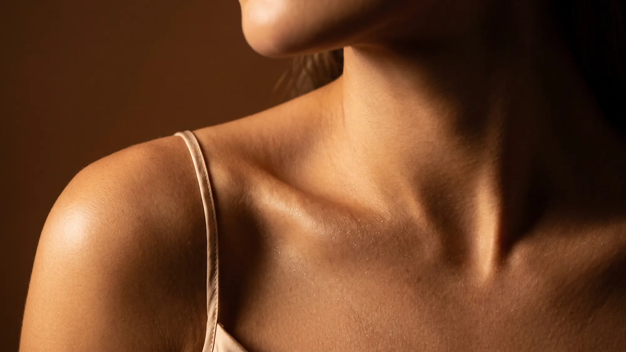 Book your spray tan with GLOW17
